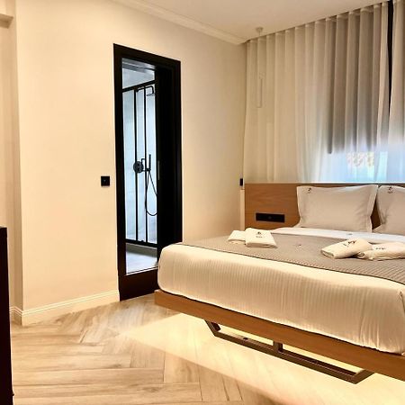 Triple A - Chic & Elegant By The Market - Free Parking! Atenas Exterior foto
